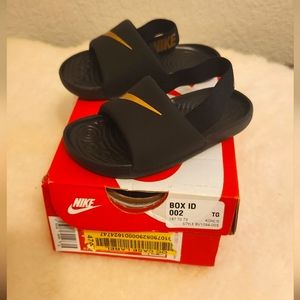 Nike Kawa slide toddler size 7